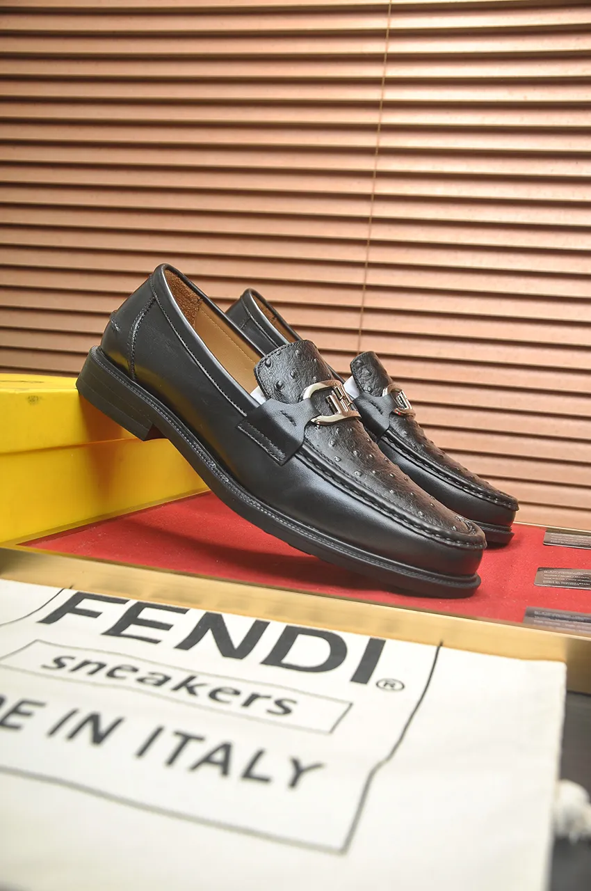 Men's shoes 💰500💶 [FENDI] The latest high-end men's shoes in Hong Kong! Original quality. The upper is made of imported cowhide material and cowhide lining! Super comfortable on the foot, original wear-resistant outsole, luxurious, fashionable, casual and versatile! Size: 38-45 (45 customized)